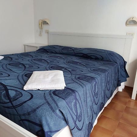Hotel Brezza Rimini Bagian luar foto
