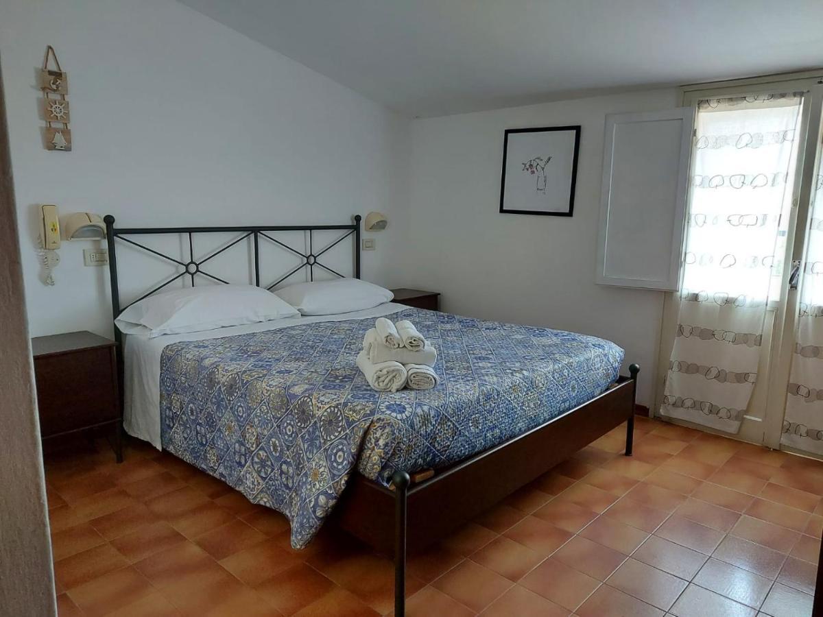 Hotel Brezza Rimini Bagian luar foto