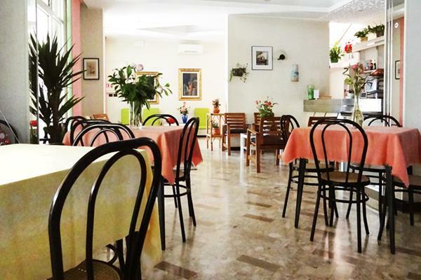 Hotel Brezza Rimini Bagian luar foto